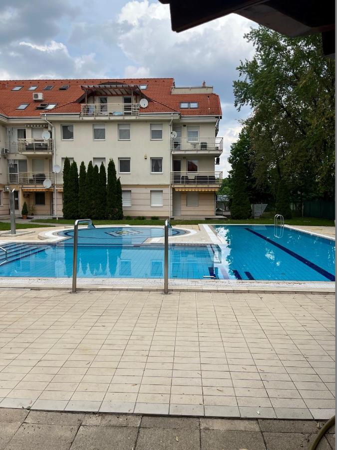Brookforest Apartman Hajdúszoboszló Eksteriør billede