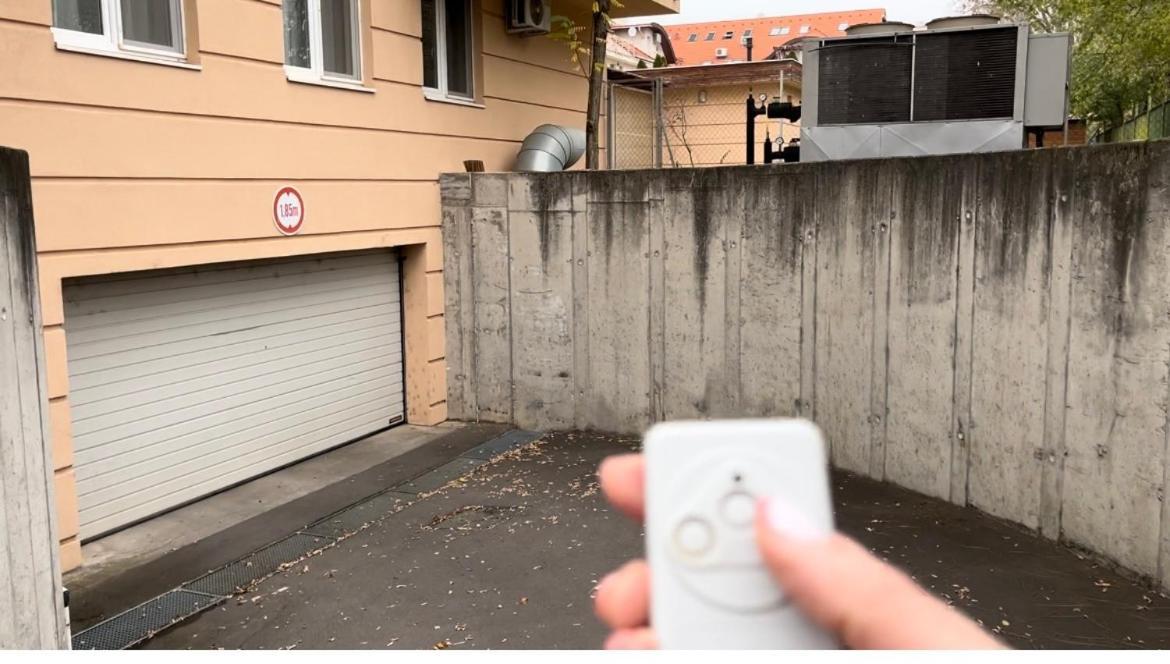 Brookforest Apartman Hajdúszoboszló Eksteriør billede