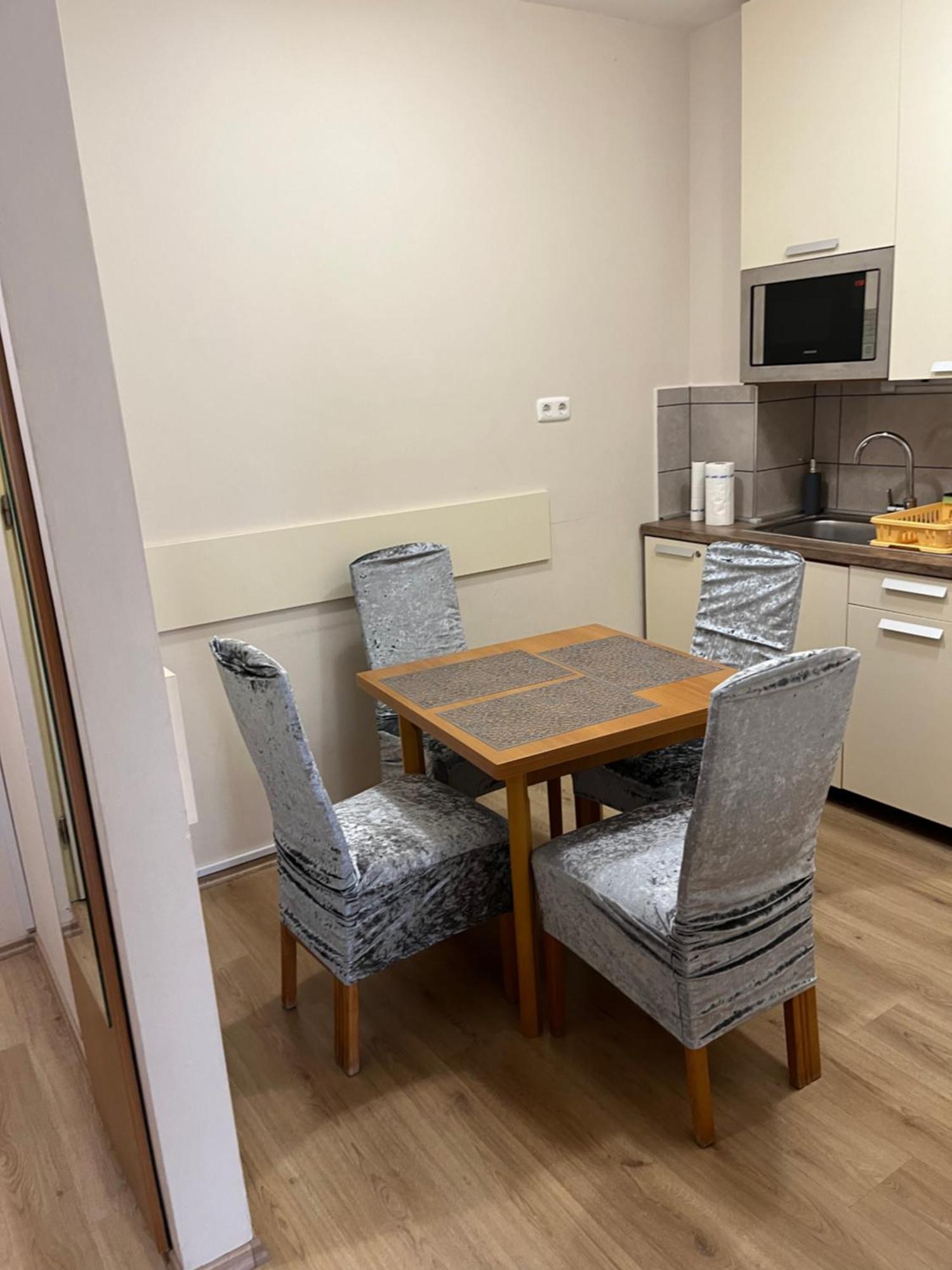 Brookforest Apartman Hajdúszoboszló Eksteriør billede